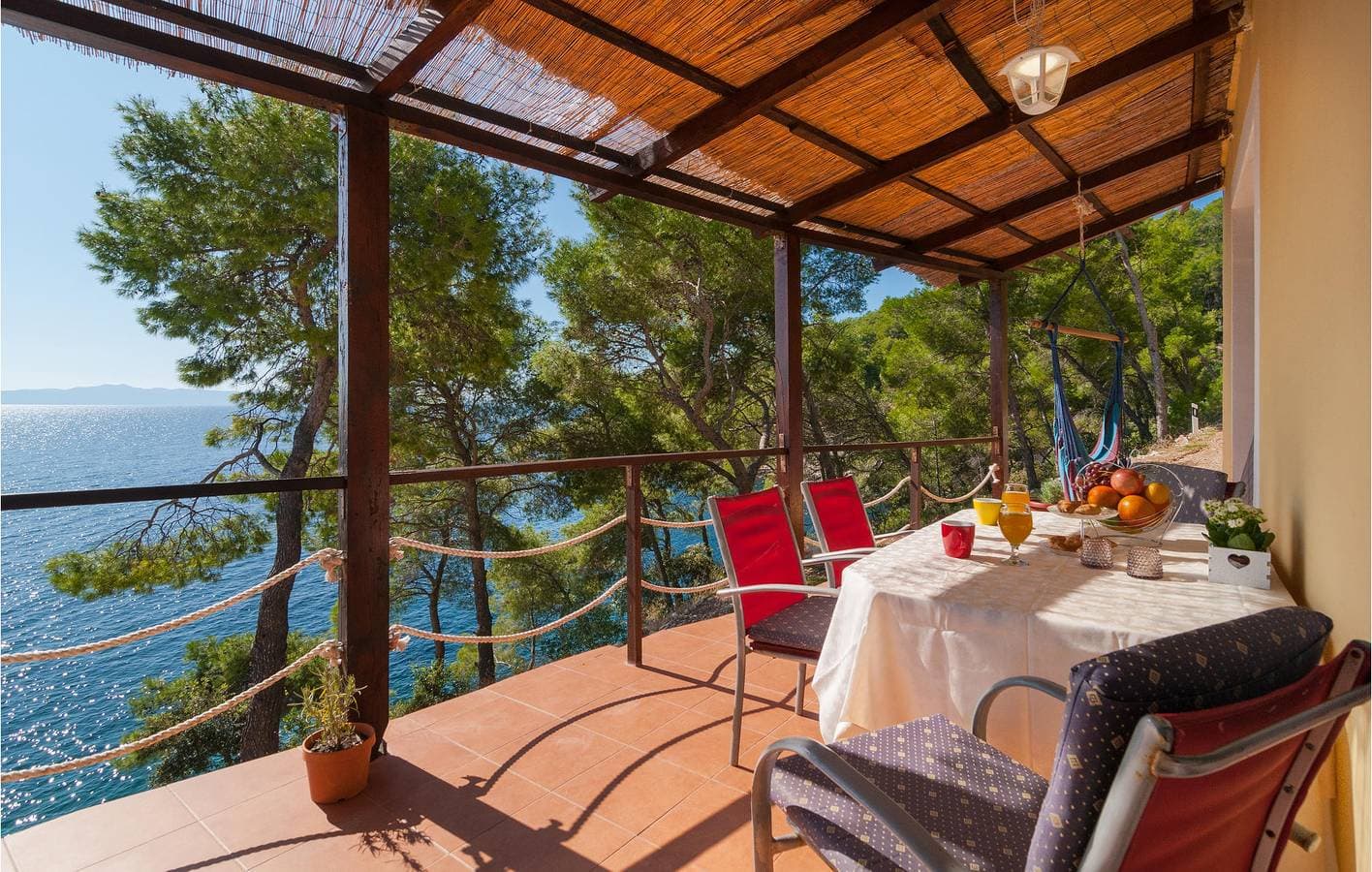 Foto 12 von 31: Gemütliche Ferienwohnung mit Meerblick, Terrasse und Parkplatz, 1000 m vom Strand entfernt