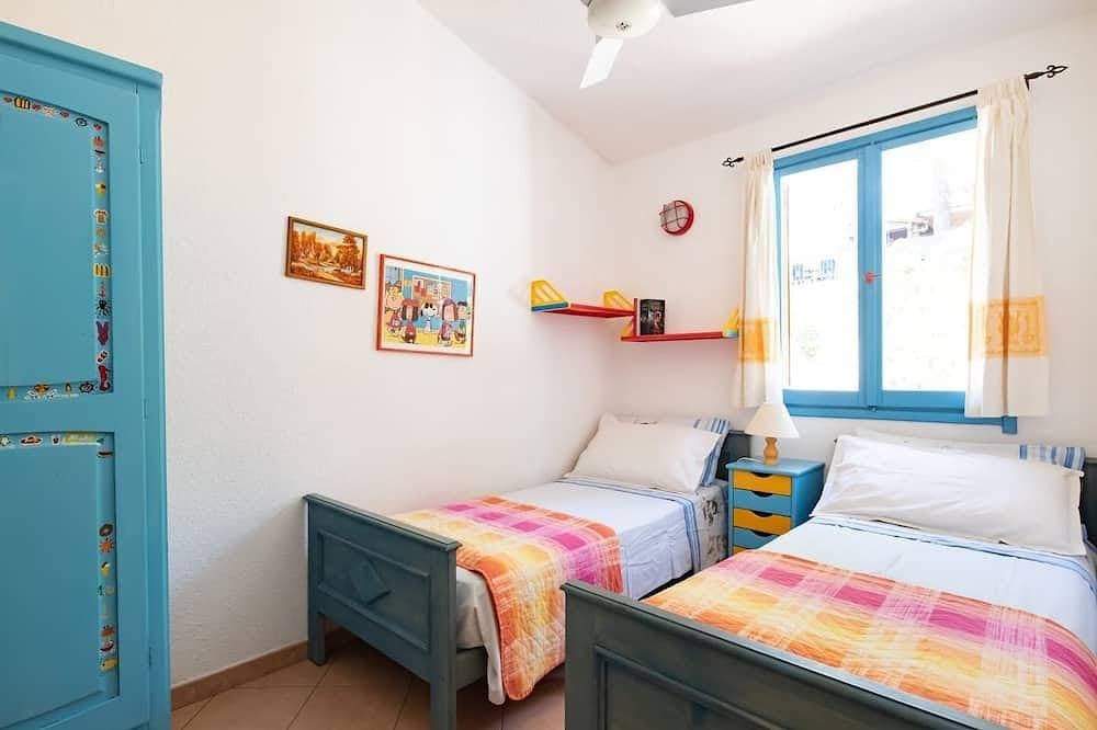 Foto 8 von 30: Villa mit Meerblick, 100 Meter vom Strand entfernt. Internet WiFi - Geremeas