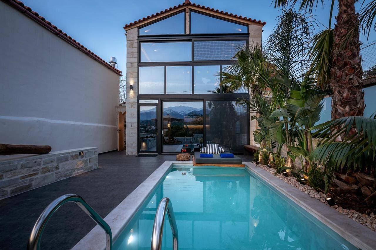 Villa Armenus, private pool, garden, BBQ 1
