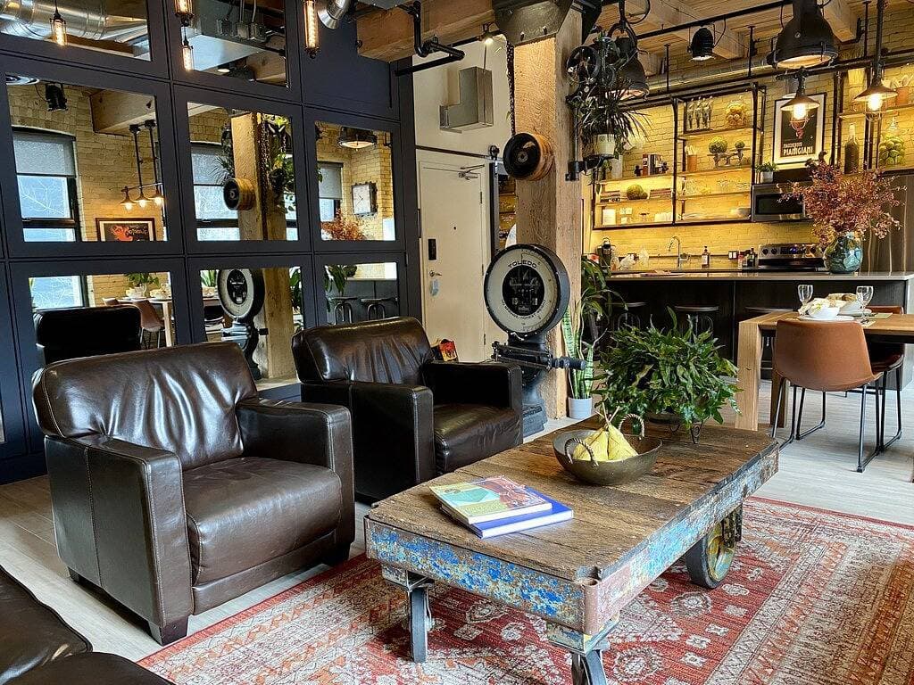 Foto 9 von 36: Amazing Industrial Loft (Neue Angebote 20% Rabatt)