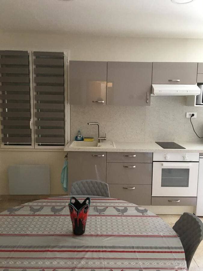 Foto 4 von 31: One-Bedroom Apartment