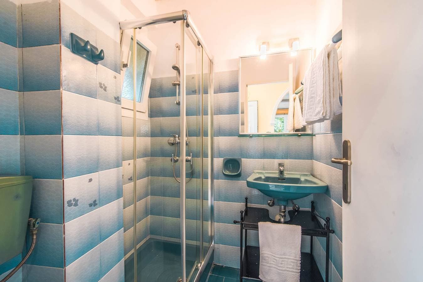 Foto 11 von 22: Einzimmerapartment 'Bozikis Studios' mit gemeinschaftlichem Garten, WLAN und Klimaanlage