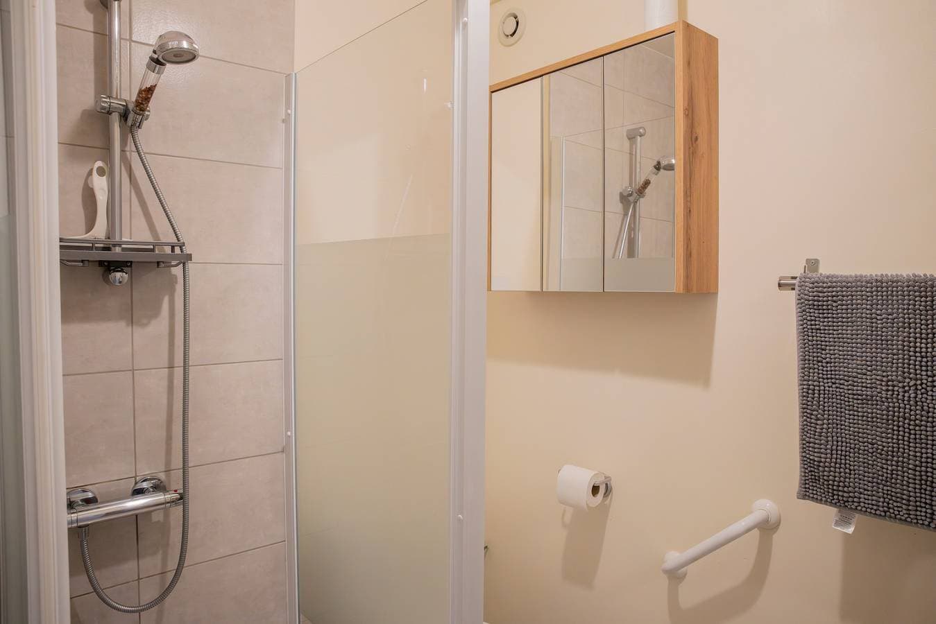 Foto 12 von 28: Unterkunft für 2 Personen mit Pool