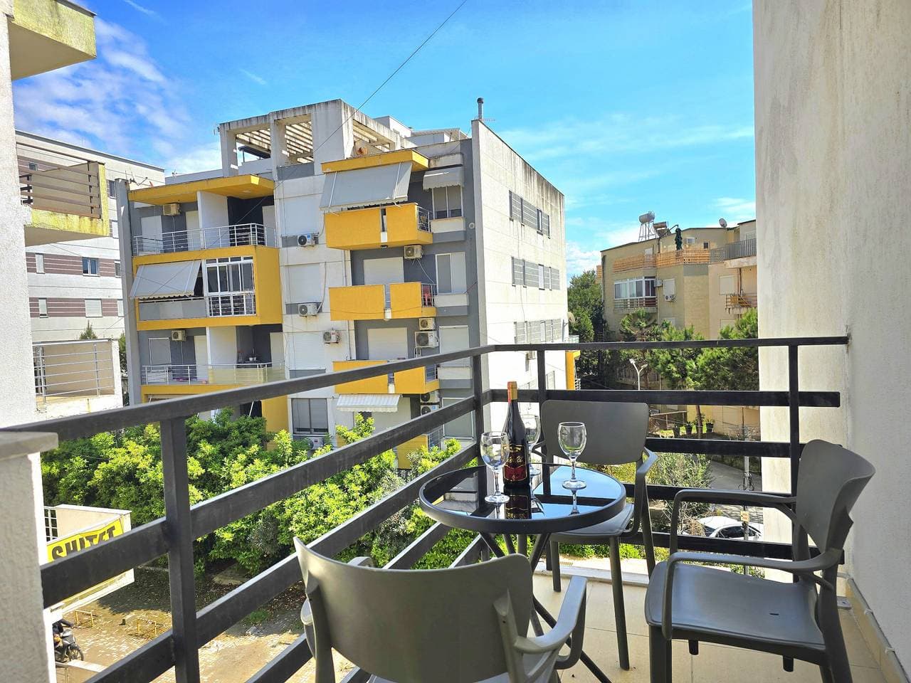 Foto 2 von 34: Ald097-Tomas Qerret