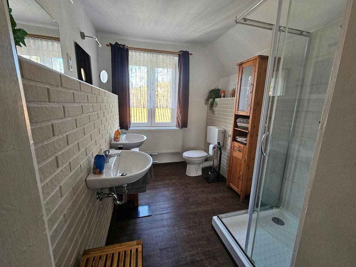 Foto 5 von 16: Three-Bedroom Apartment