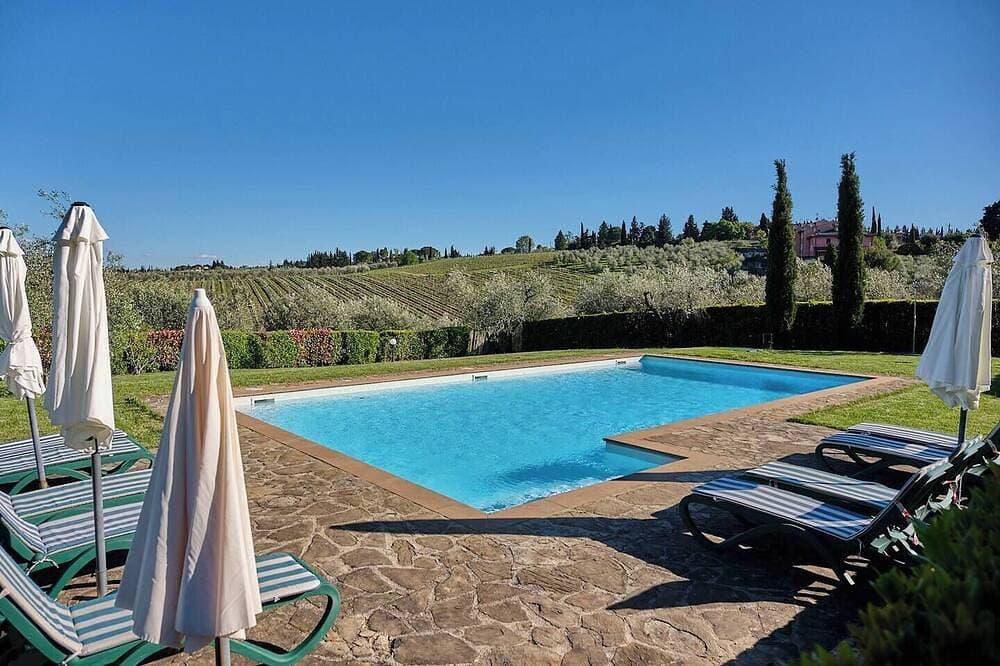 Foto 10 von 12: Glicini 1, Ferienhaus mit Pool 30' von Florenz