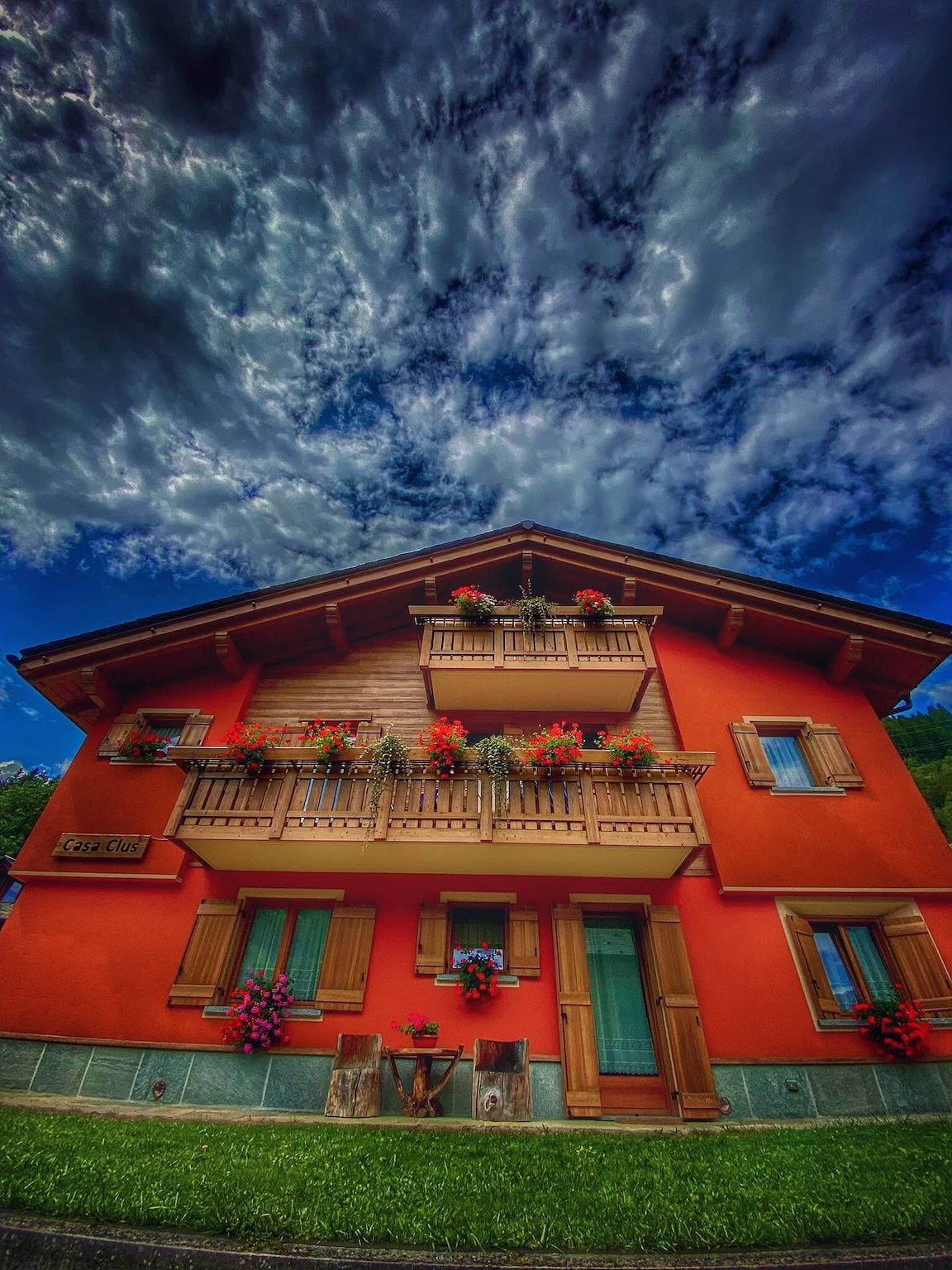 Foto 13 von 37: Ferienwohnung 'Casa Clus Bormio 3' mit Bergblick, Privatem Garten und Wi-Fi