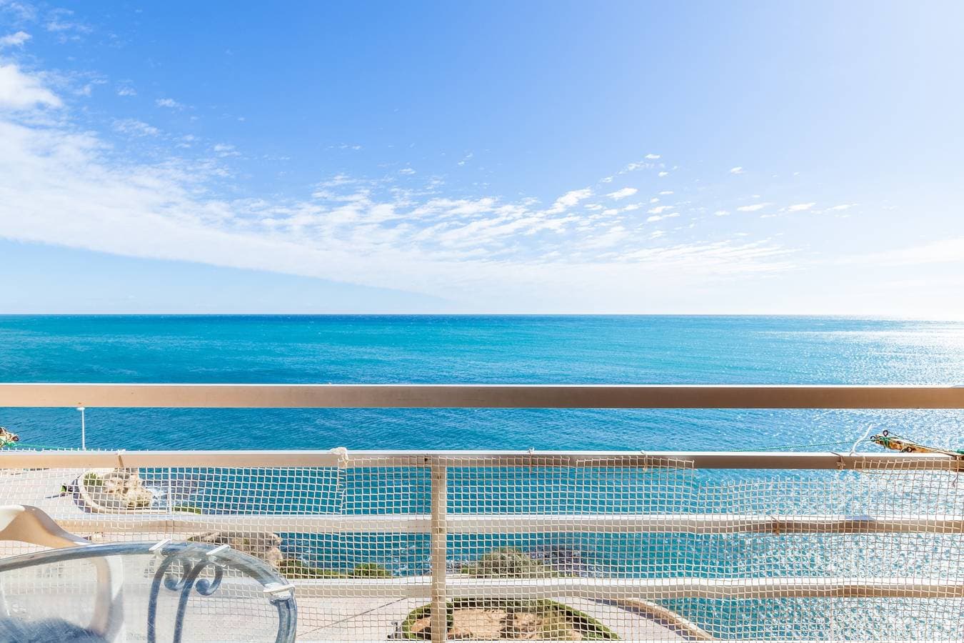 Foto 12 von 22: Studio-Apartment 'Calpe Primera Linea' mit Gemeinschaftspool, Balkon und WLAN