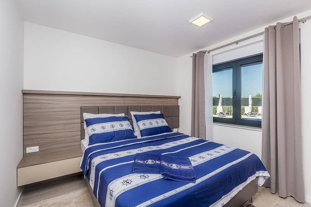 Foto 2 von 30: Ferienwohnung Poseidon 1 Malinska Krk – Pool & Strandnähe