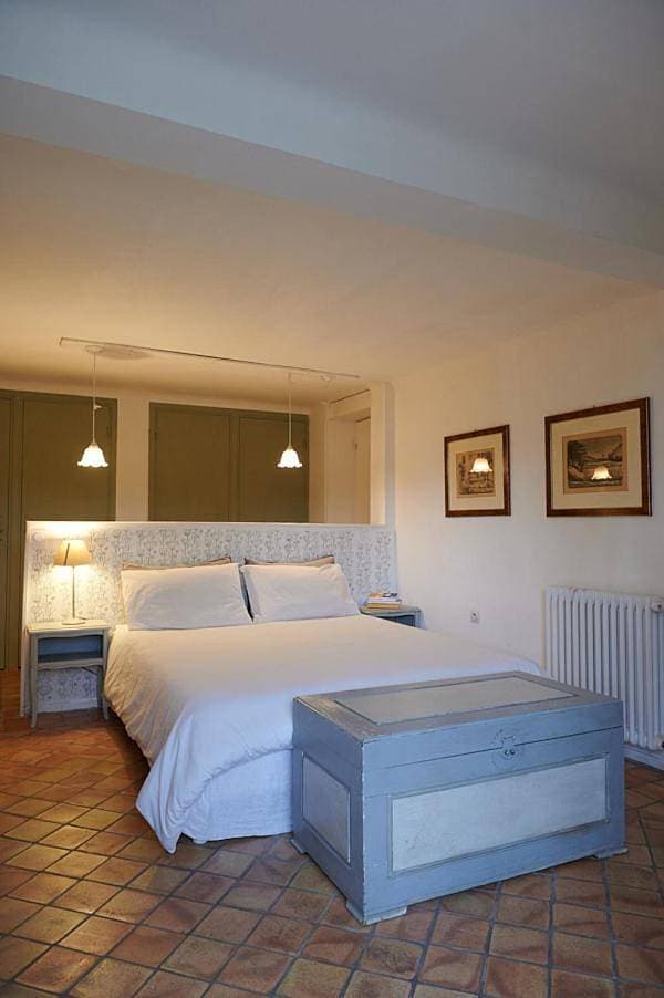 Foto 8 von 21: One-Bedroom Apartment