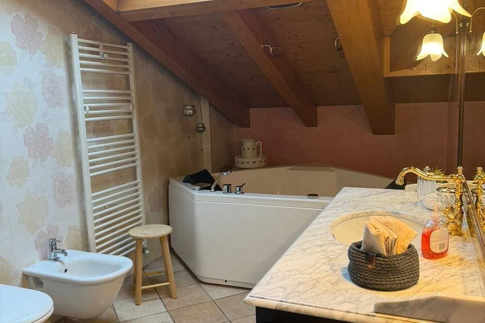 Foto 9 von 30: Comfortable attic in the hills of Trento