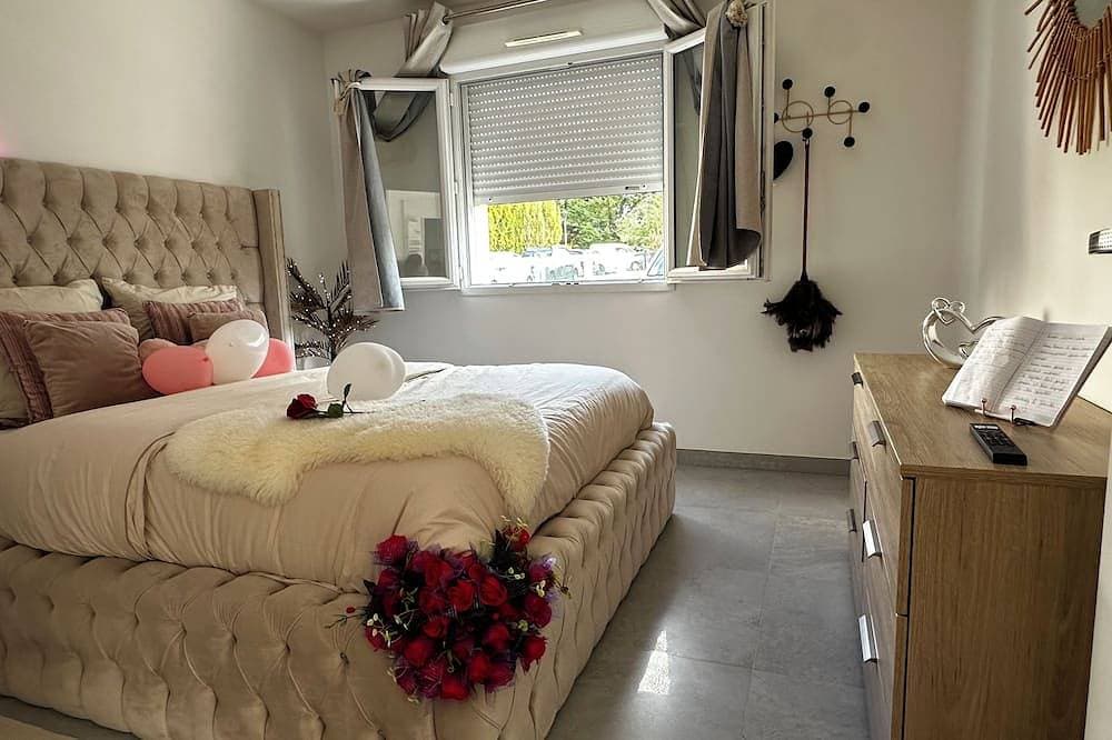 Foto 2 von 14: Romantic getaway with a private hot tub, 15 minutes from Giverny