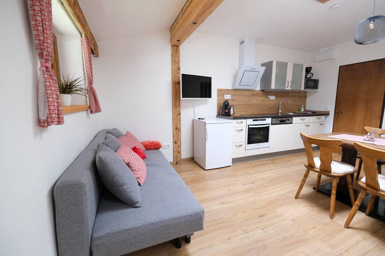Foto 4 von 38: Appartement 2