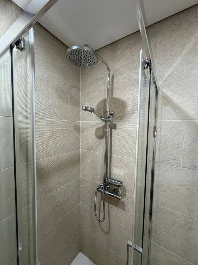 Foto 5 von 16: Double Room with Private Bathroom