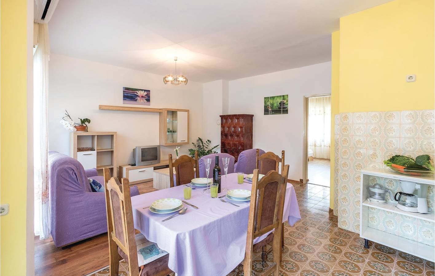 Foto 11 von 32: Gemütliche 2-Zimmer-Wohnung mit Terrasse, WLAN und Parkplatz, 2,5 km vom Strand entfernt