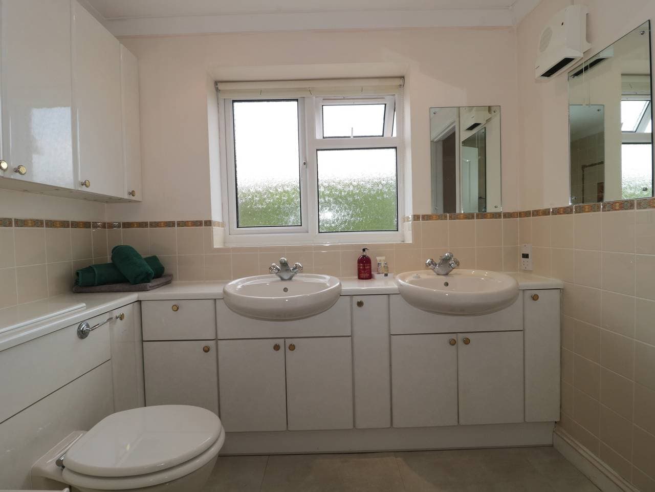 Foto 12 von 22: Cottage für 2 Personen mit Garten