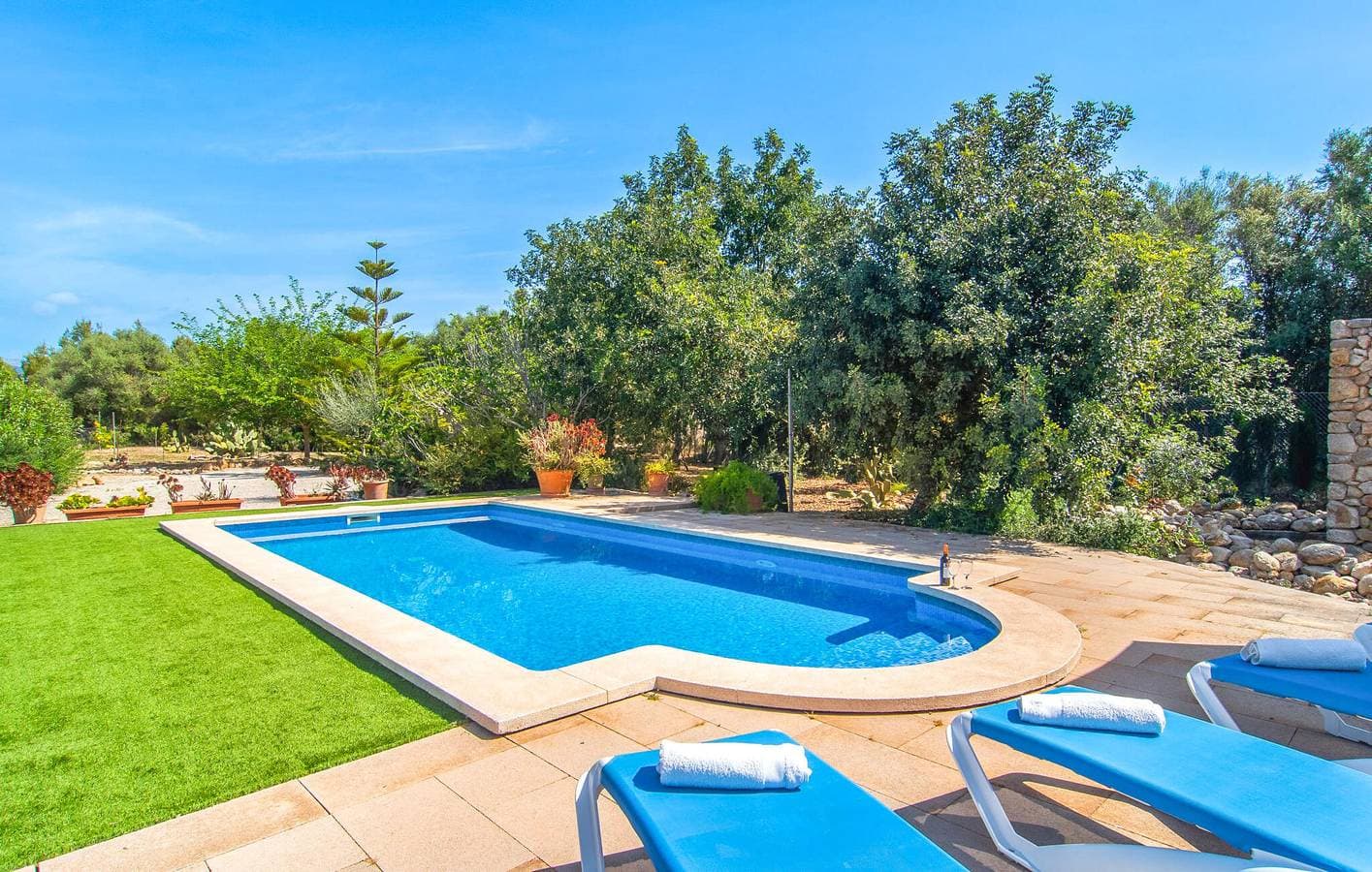 Foto 6 von 38: Gemütliche Terrassenwohnung mit Pool, Küche und Grill in Búger