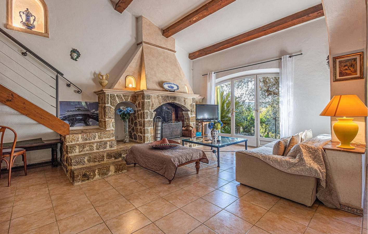 Foto 4 von 15: Geräumige Wohnung mit Pool und Parkplatz in der Nähe von Cabris