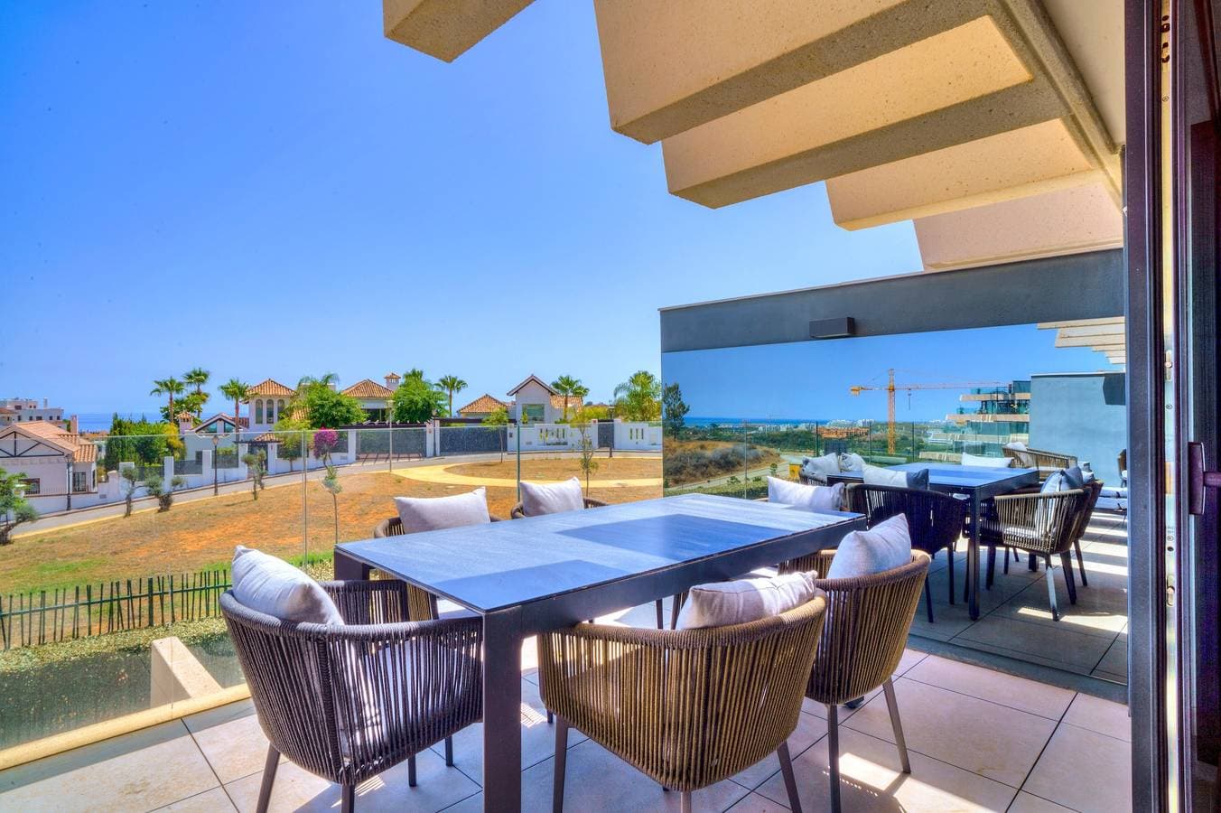 Foto 7 von 30: Ferienwohnung 'Oasis 325' mit Meerblick, WLAN und Klimaanlage