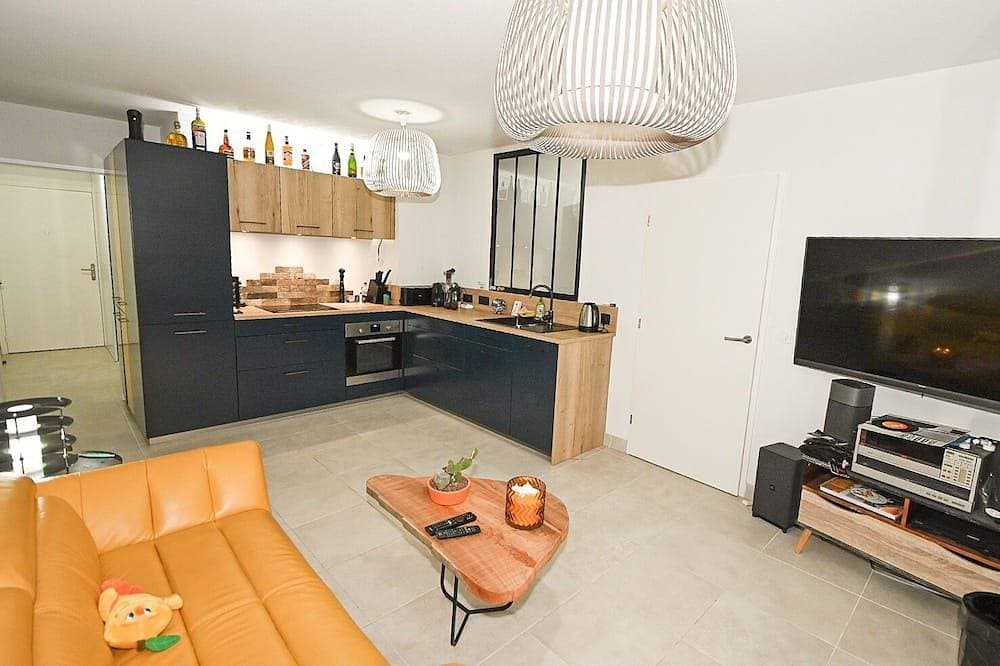 Foto 7 von 11: Magnifique Design T2, Confortable, Parking Gratuit