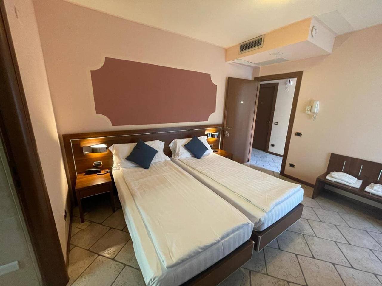 Foto 9 von 14: Comfort Double or Twin Room