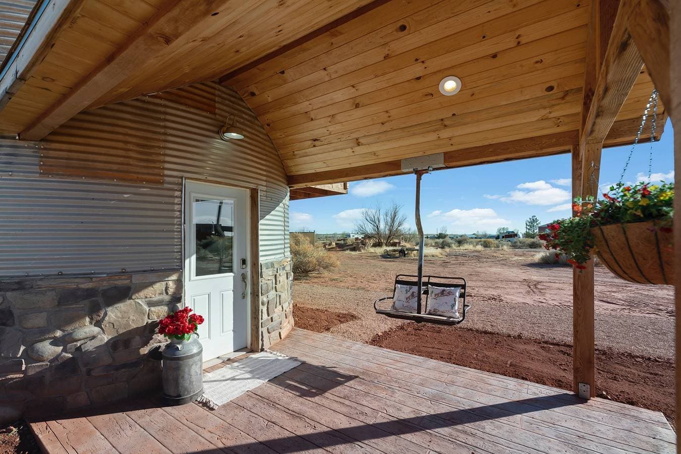 Foto 3 von 28: Blockhütte für 2 Personen mit Balkon