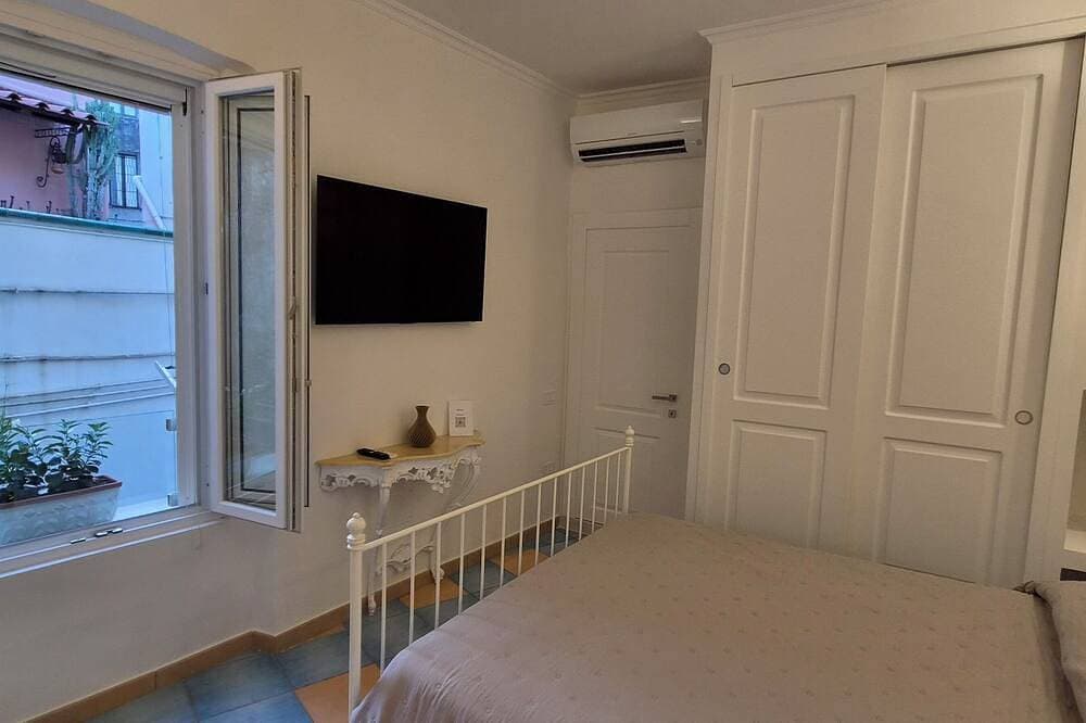 Foto 3 von 9: The Vault Apartments Vietri - Authentic Amalfi Coast