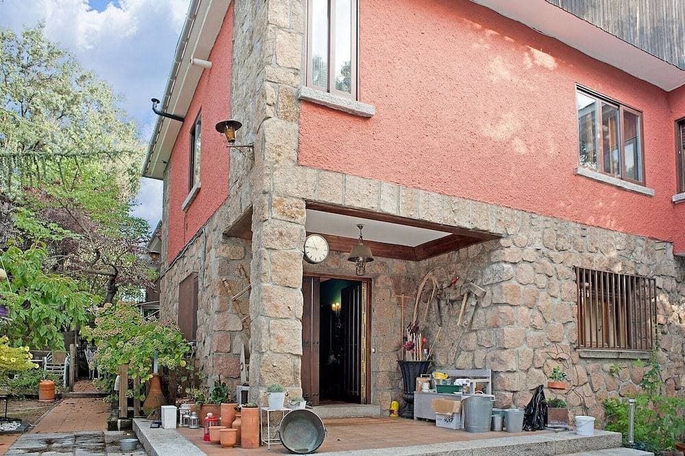 Foto 8 von 30: Wohnung in Galapagar mit Spa und Bergblick