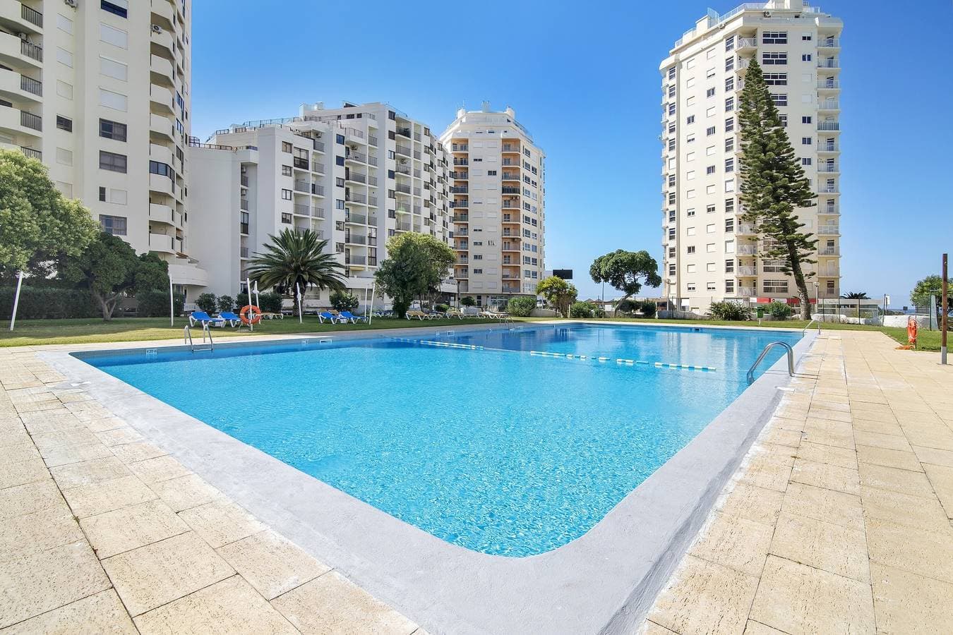Foto 3 von 21: Ferienwohnung Nau Bérrio 3ºD – Meerblick, Pool, Klimaanlage, WLAN