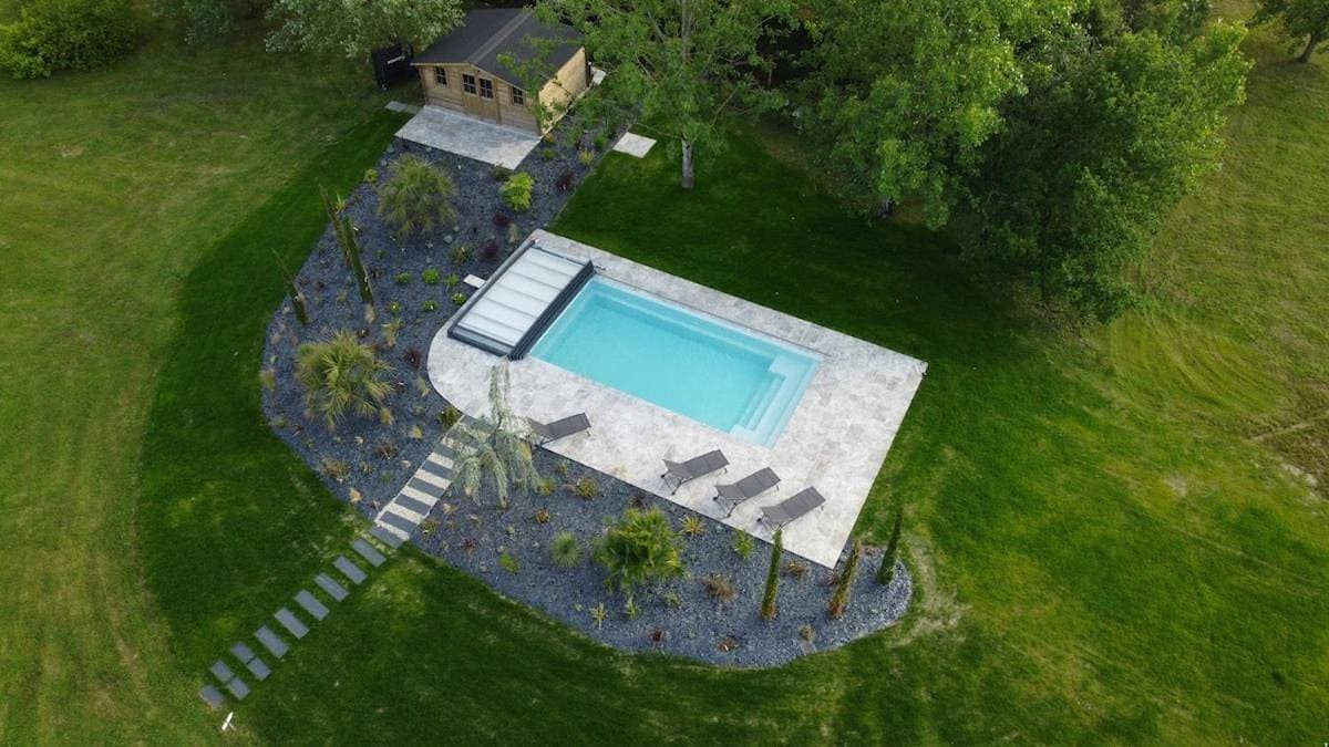 Le cocon en Sologne, Châteaux, Zoo de Beauval, Piscine, WIFI, 2 chambres, 3 lits, 2 sdb 1