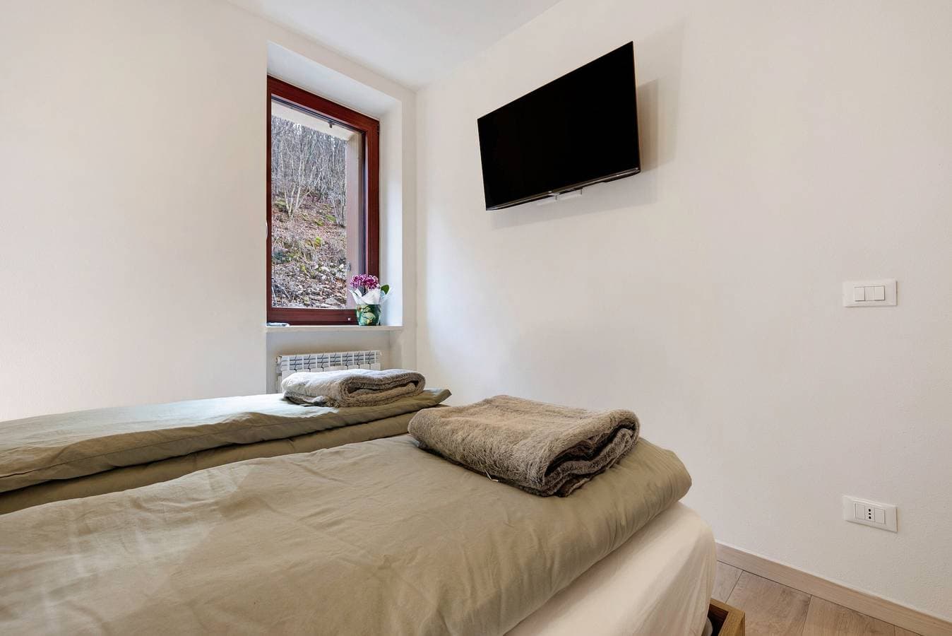 Foto 8 von 29: Ferienwohnung 'Casa Mia' mit Bergblick, privatem Garten und WLAN