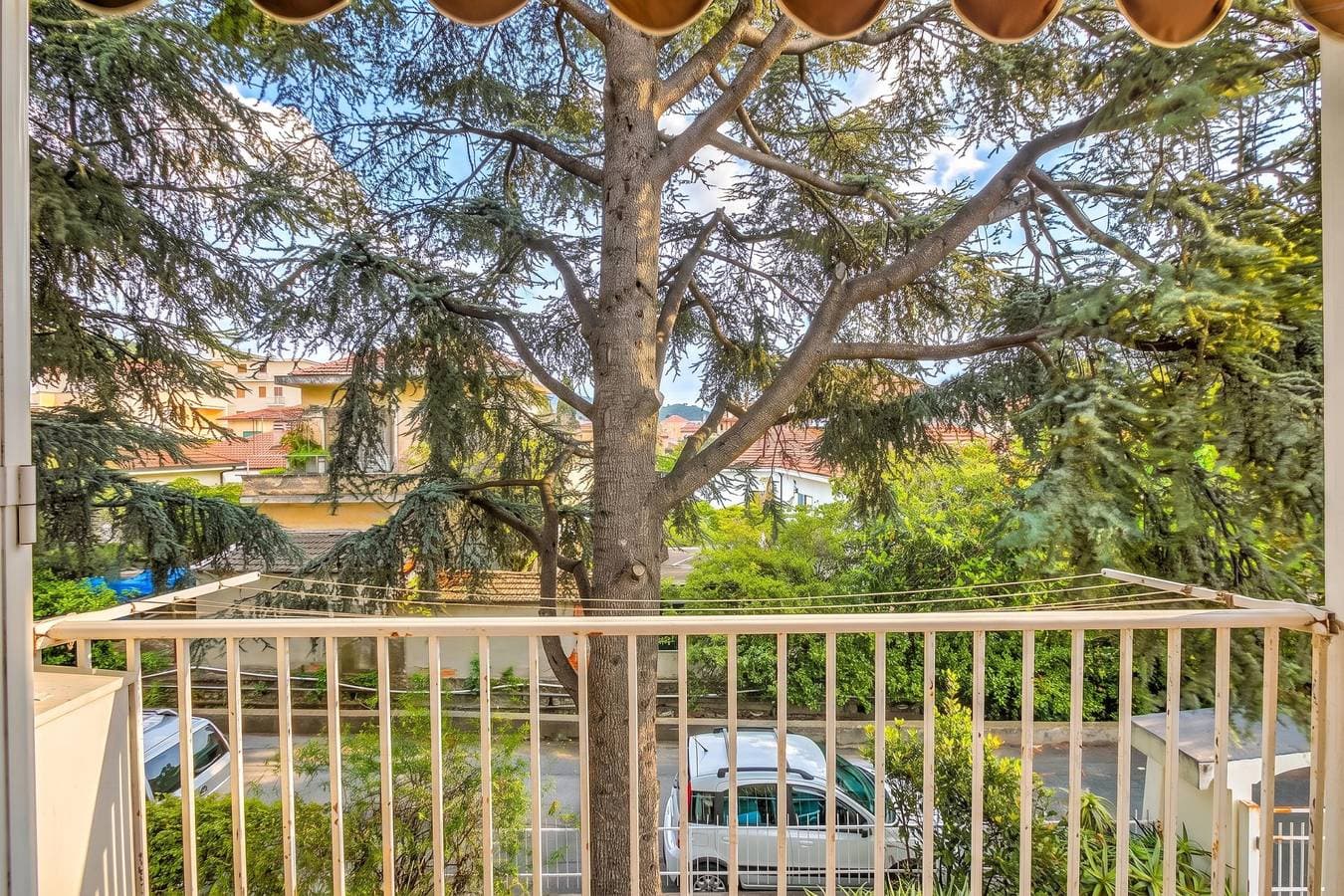 Foto 7 von 26: Gabri By The Sea with Balcony and Shared Garden