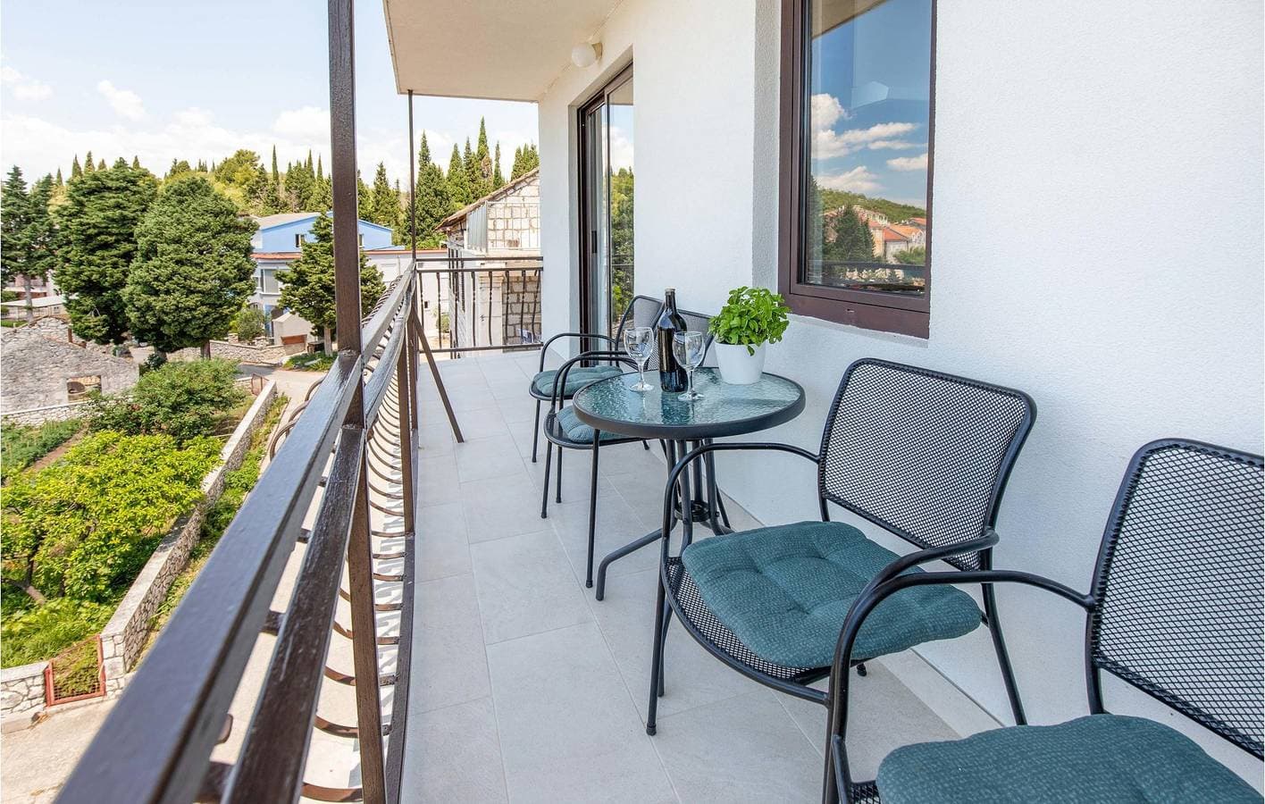 Foto 13 von 46: Gemütliche 70 m² große Wohnung mit Terrasse, WLAN und 300 m entferntem Strandzugang