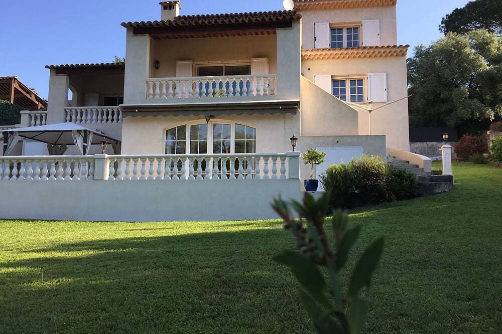 Klimatisiertes Studio Eg einer Villa, ruhige Lage, grüne Umgebung + Aussenterras 1