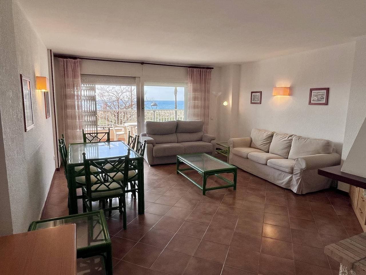 Foto 4 von 34: Großzügige Ferienwohnung direkt am Meer mit traumhaftem Ausblick