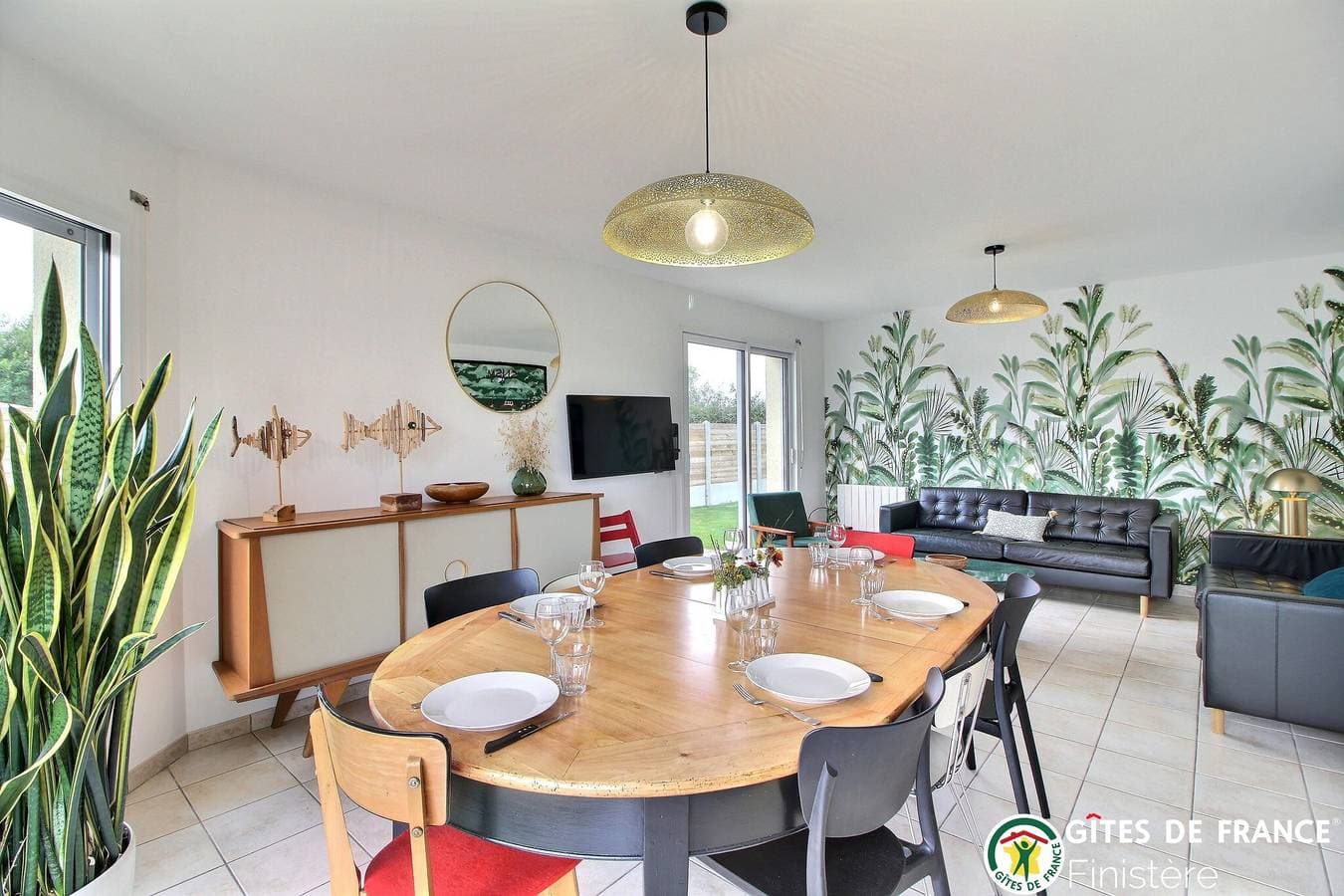 Maison lumineuse et confortable avec jardin clos 1