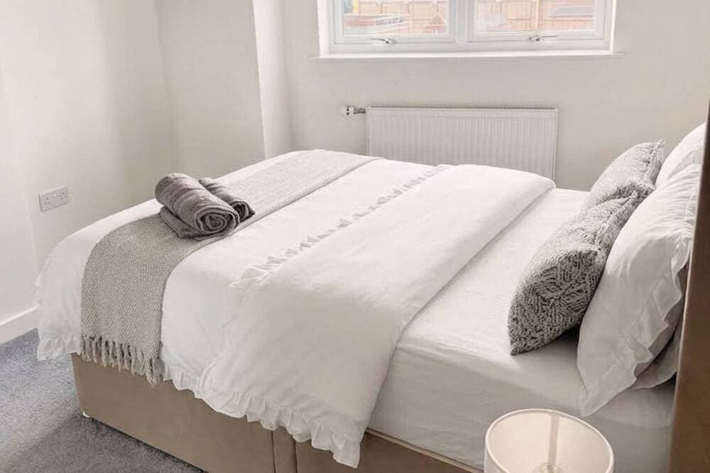 Foto 8 von 28: 2 Bed • Free Parking • Wi‑Fi • Heathrow Airport