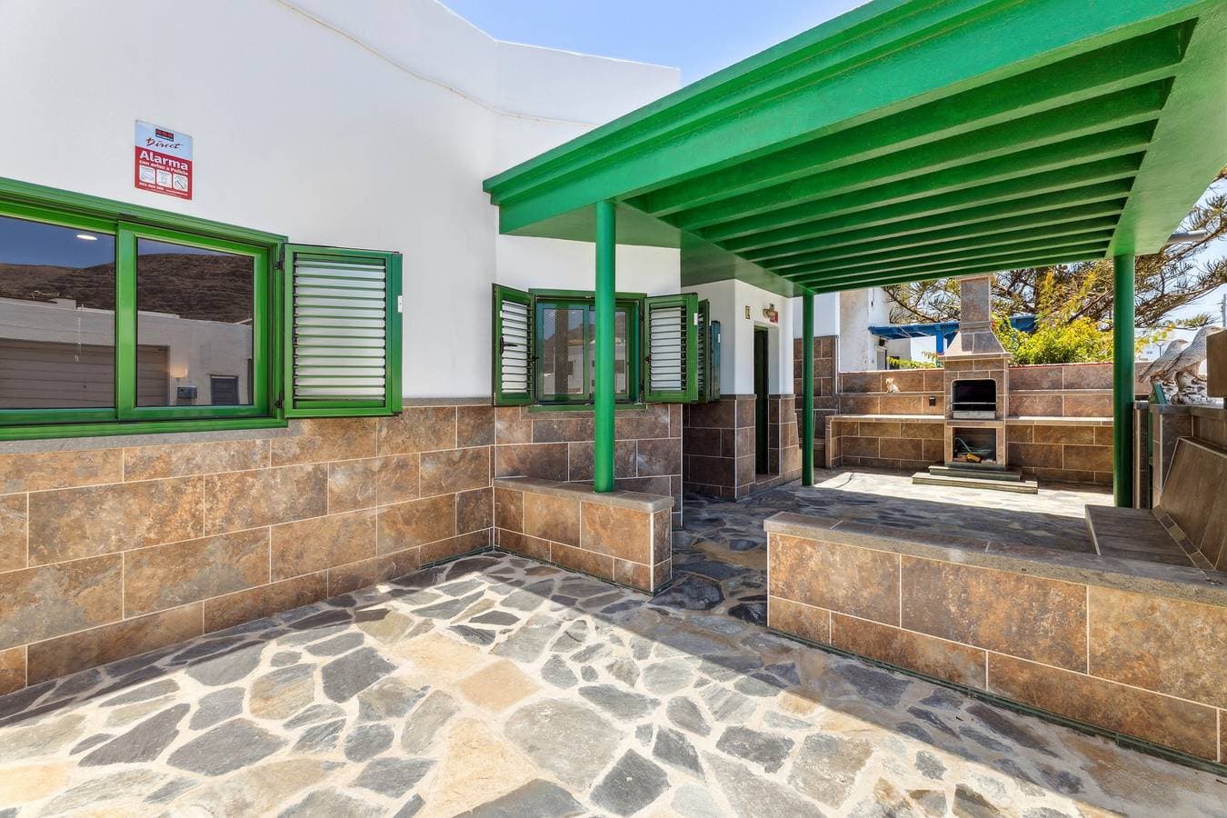Foto 8 von 24: Ferienhaus für 4 Personen mit Terrasse
