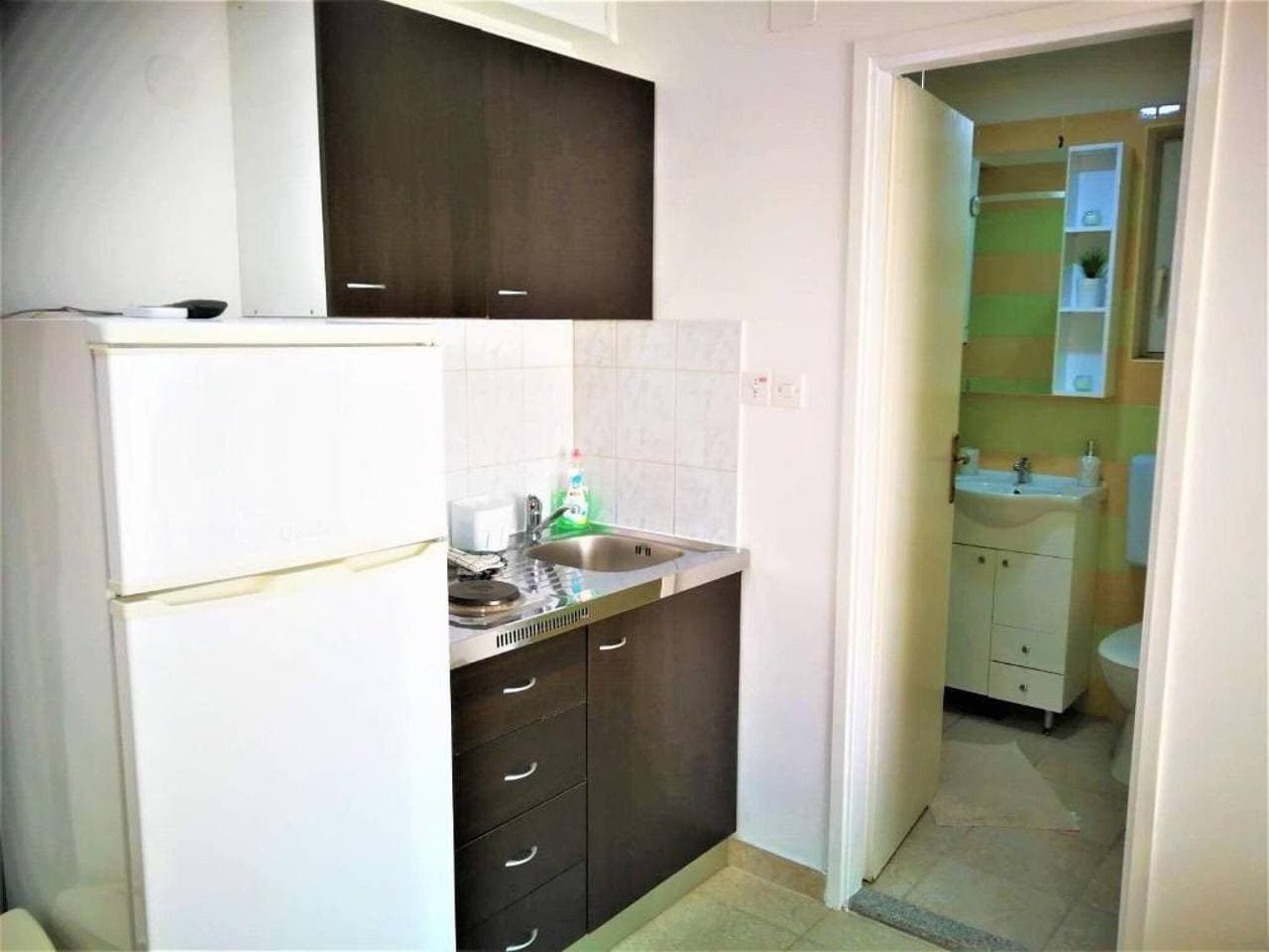 Foto 6 von 47: Apartments Milic - Studio Apartment with Sea View 4 - 2