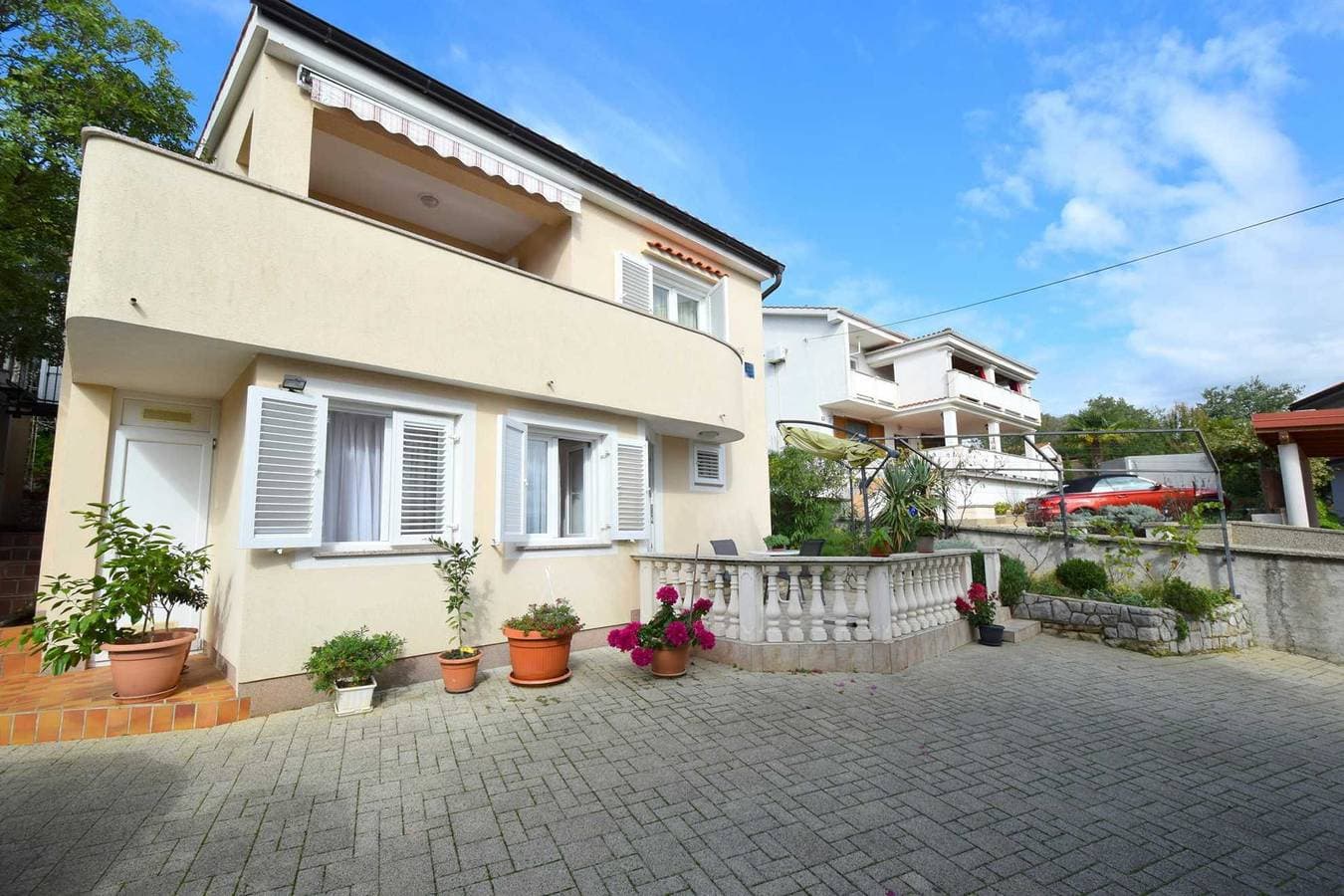 Foto 2 von 11: Ferienwohnung Julia 3 mit Terrasse