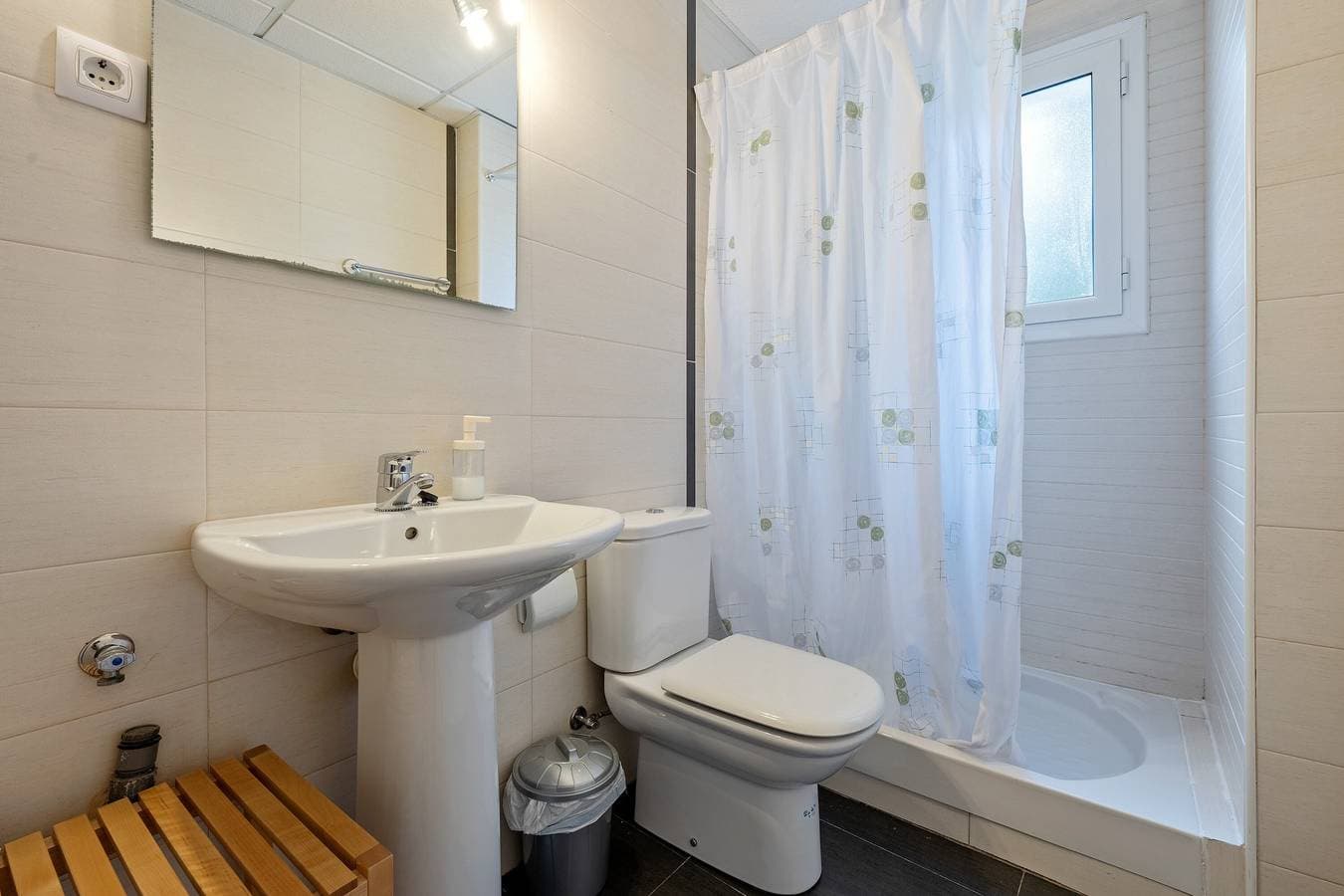 Foto 13 von 20: Ferienwohnung 'Dorada 2-3' mit Gemeinschaftspool, privater Terrasse und WLAN