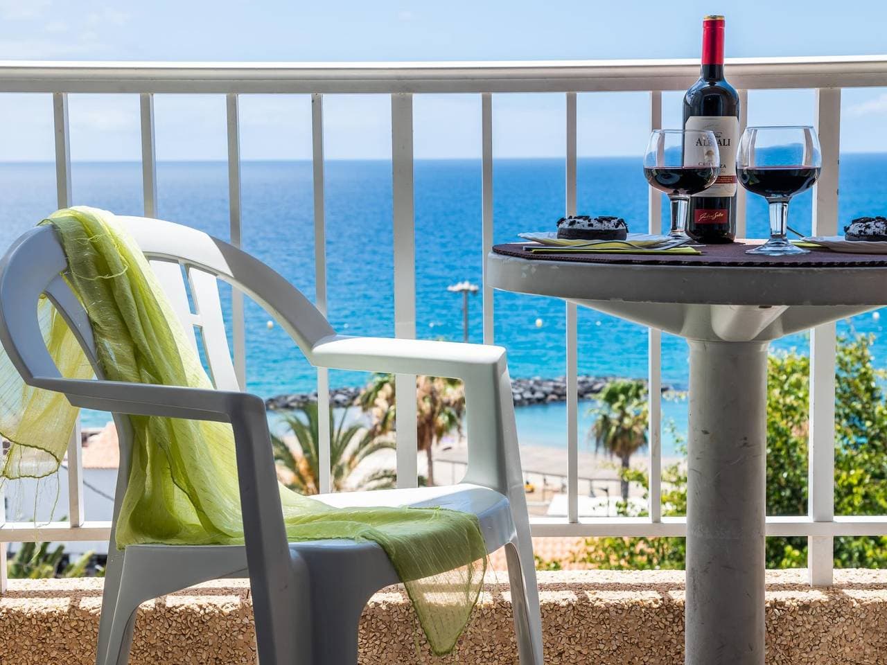 Foto 4 von 33: 1.1 Schöne Strandlage mit Balkon und WIFI