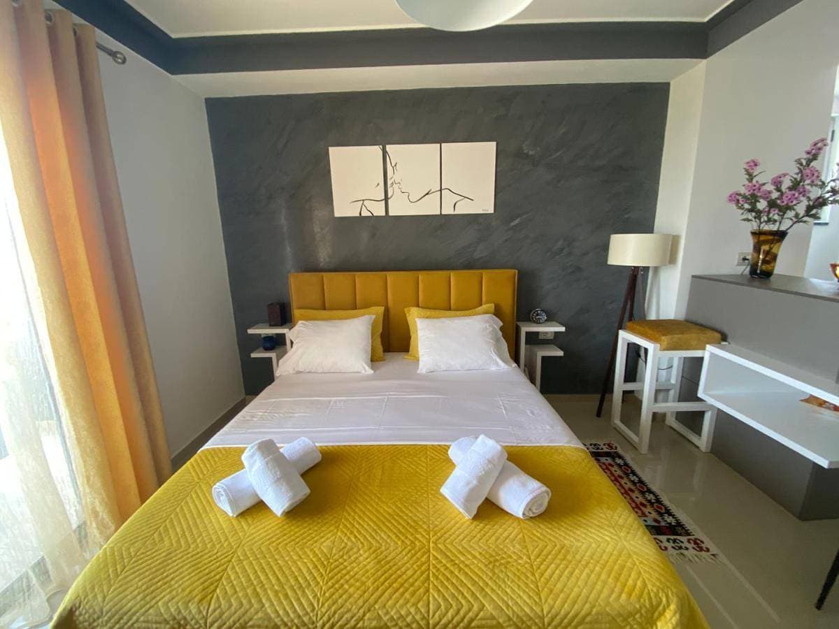 Best Apartment 1