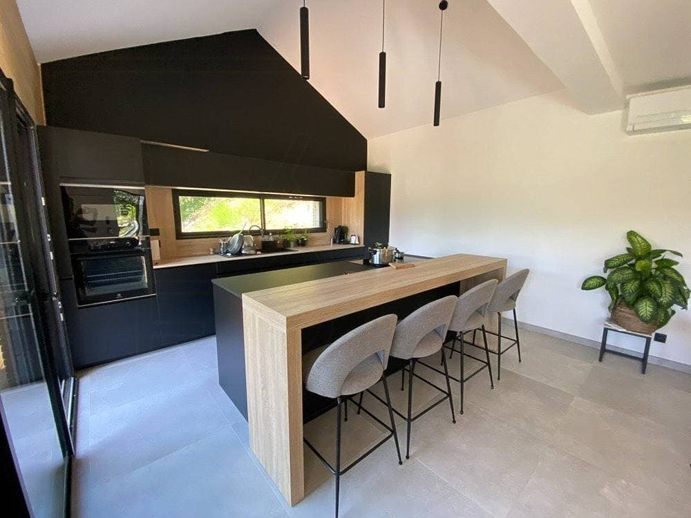 Foto 7 von 26: Moderne Villa mit Blick auf den Mont Lozère