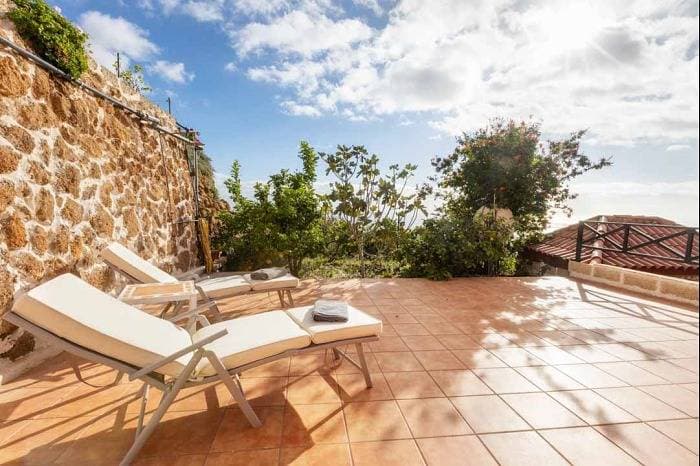 Foto 2 von 33: Ferienhaus für 2 Personen mit Terrasse