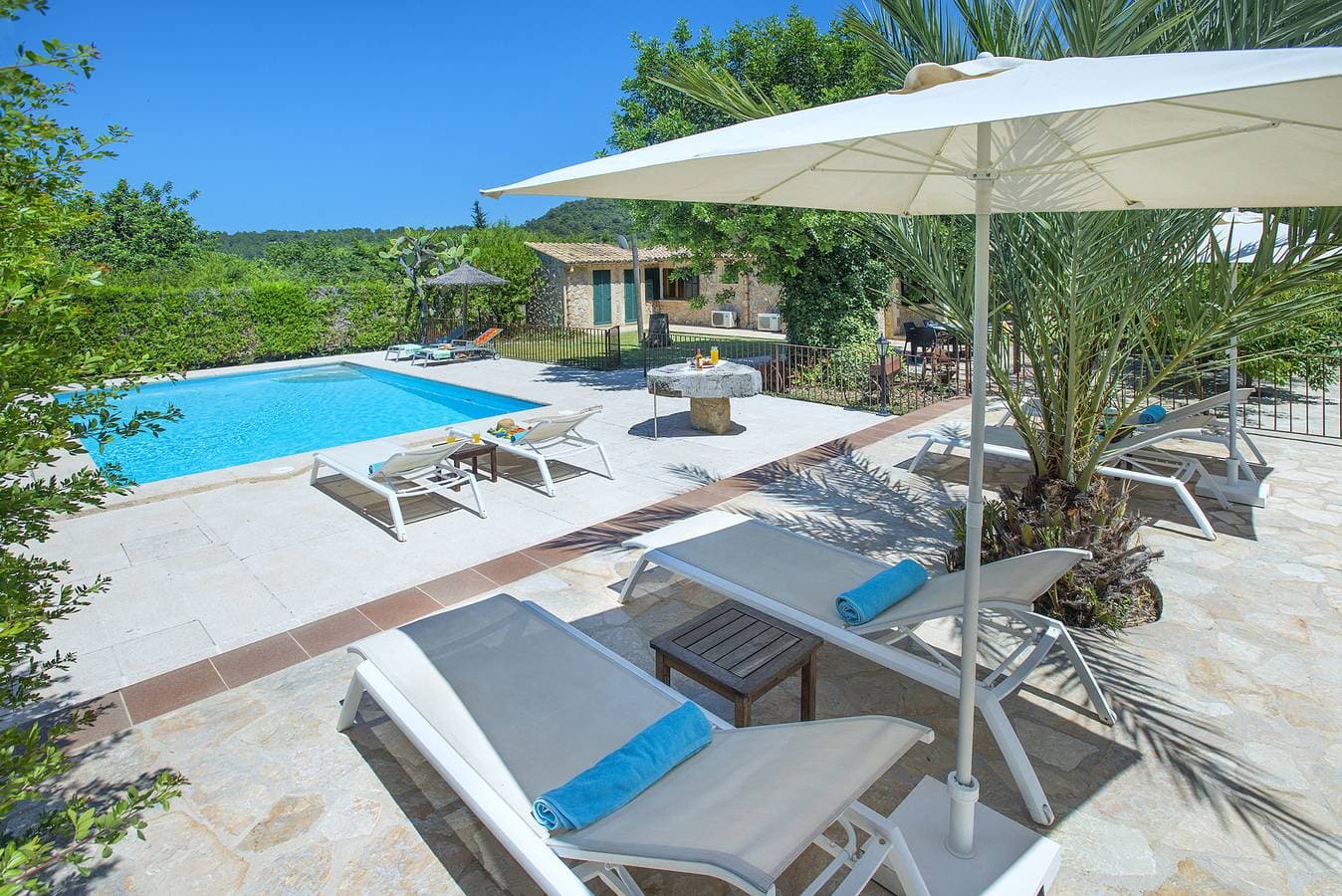 Foto 7 von 36: Finca Pau - Bergblick Und Natur