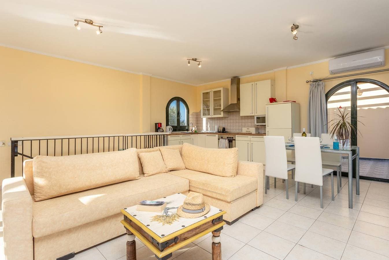 Foto 10 von 28: Villa für 4 Personen mit Meerblick
