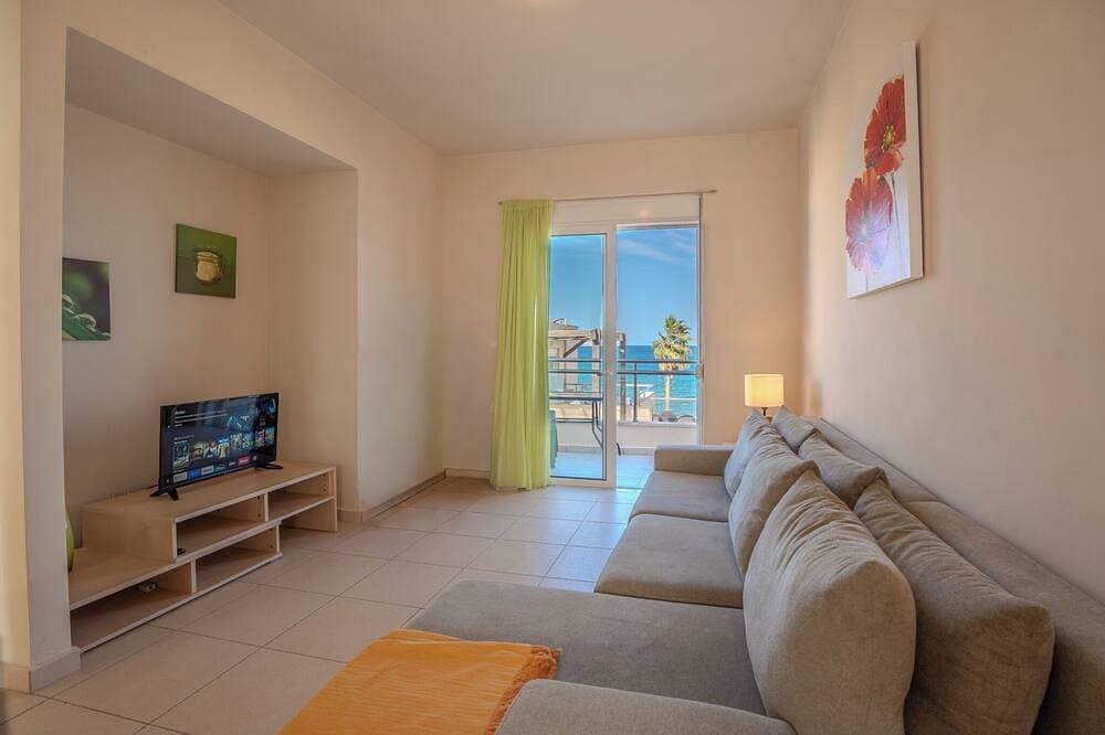 Foto 12 von 30: Arena - Beach Villa - Wifi- Sleep 4 - Sea view - Direct access to beach