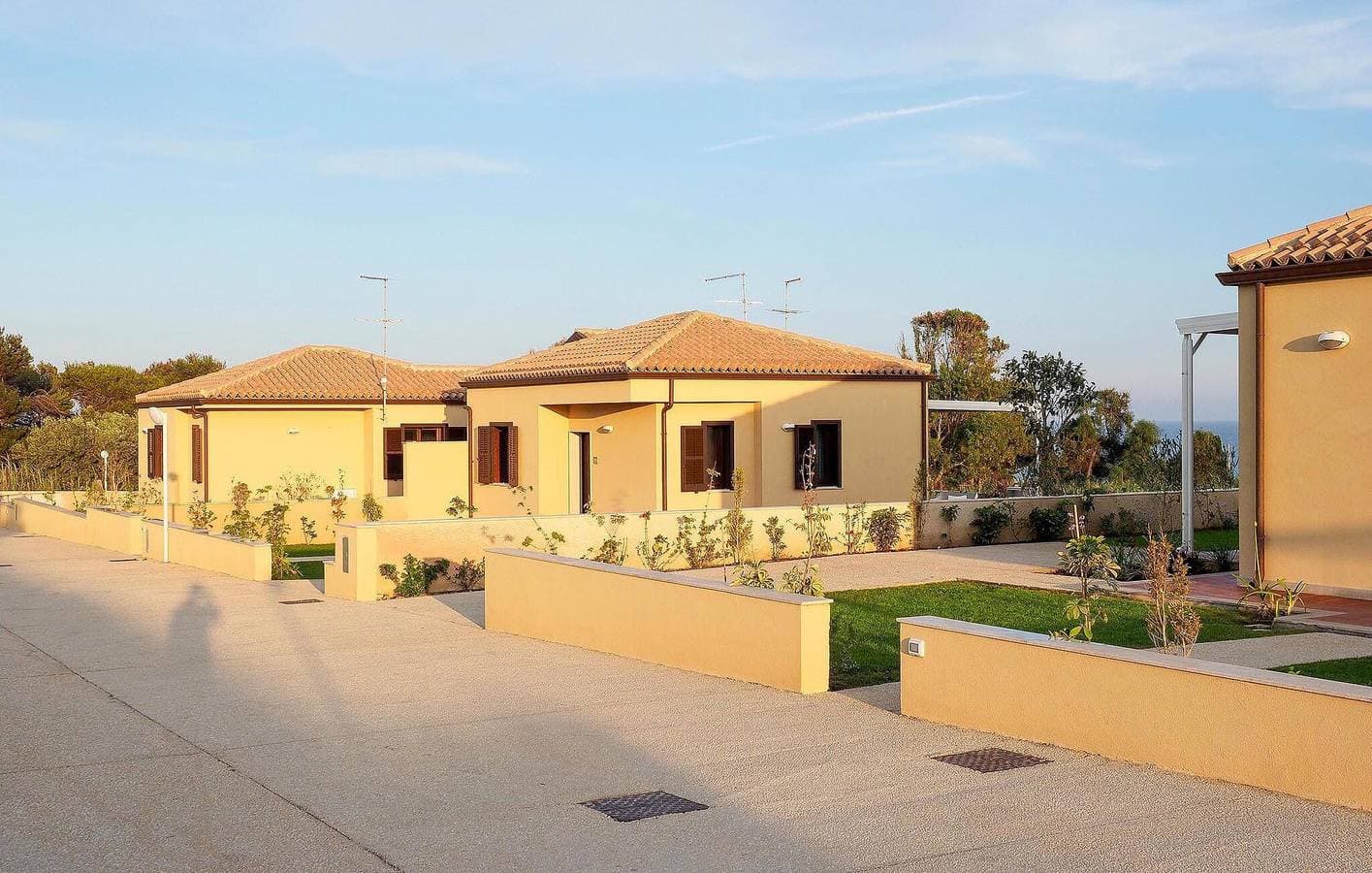 Foto 2 von 26: Apartment mit Meerblick, AC, Parkplatz, Terrasse & WiFi - 1km zum Maganuco Strand