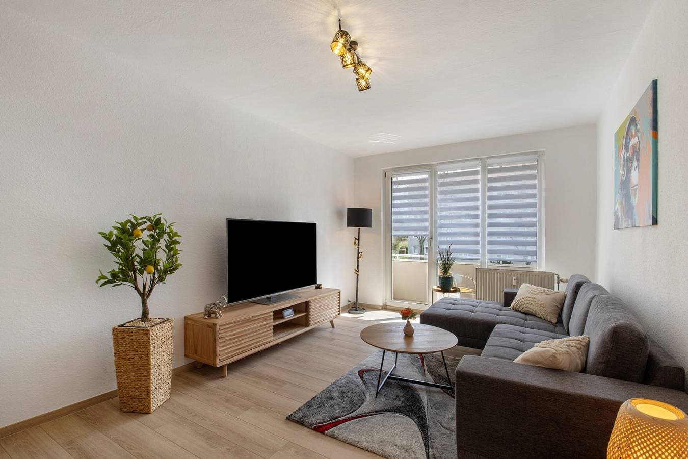 Foto 2 von 21: Ferienwohnung 'San Marino 3' mit Seeblick, Balkon und Wi-Fi